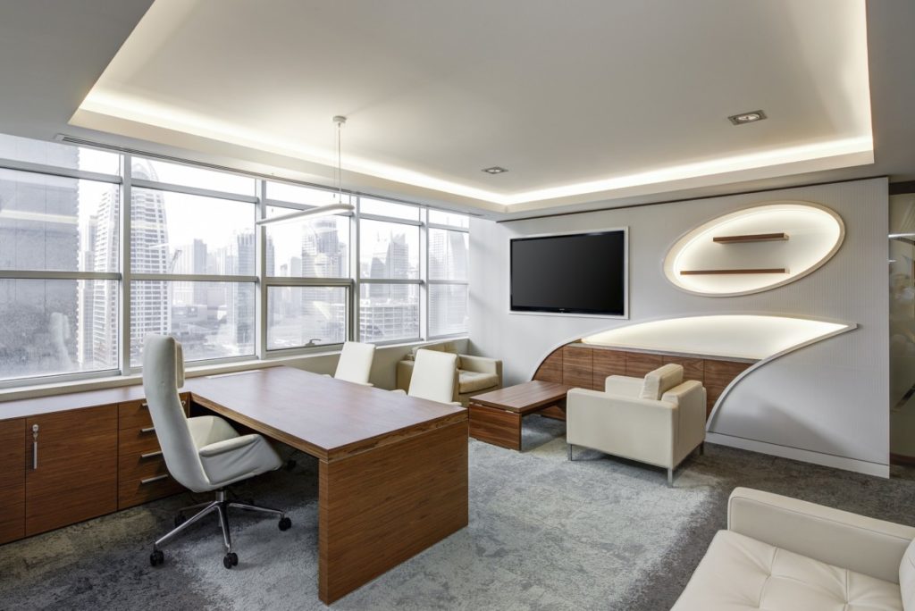 Executive deals desk suite