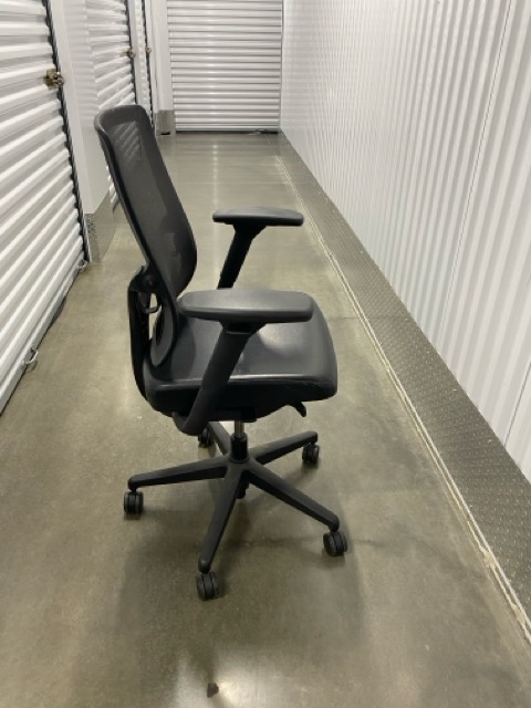 Allsteel Relate Chair – Fully Loaded with Adjustable Arms - Image 9