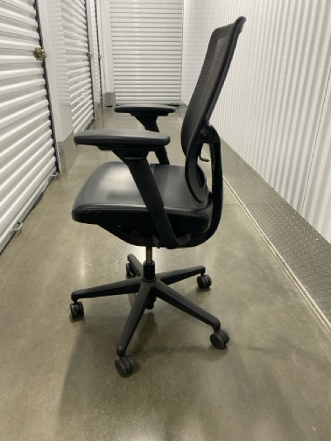 Allsteel Relate Chair – Fully Loaded with Adjustable Arms - Image 11