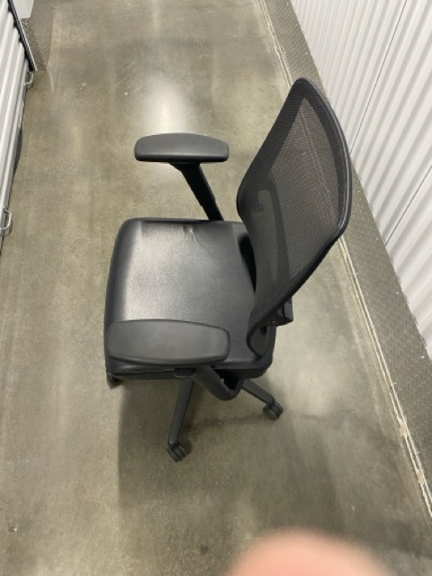 Allsteel Relate Chair – Fully Loaded with Adjustable Arms - Image 13