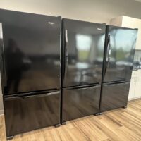 Used 33in Black Whirlpool Fridge Freezer